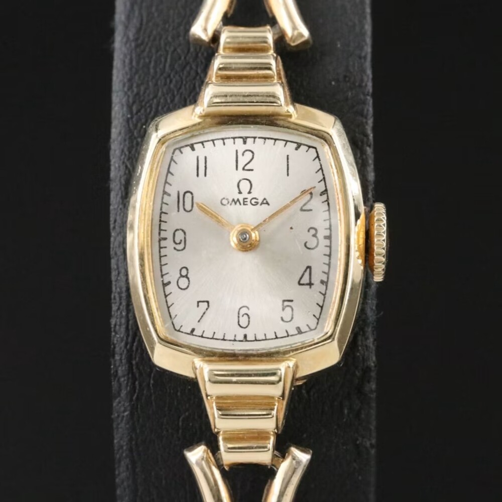 1944 Omega 14K Fancy Lug Stem Wind Dress Watch